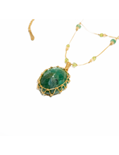 Load image into Gallery viewer, Short Tibetan - Emerald
